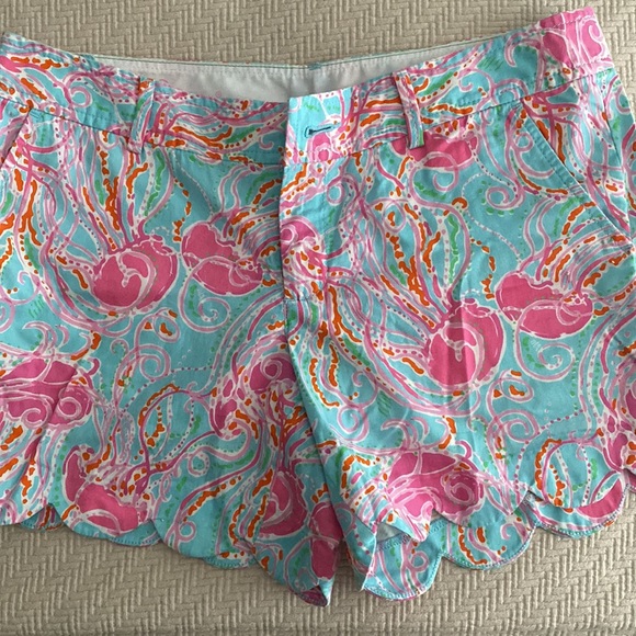 Lilly Pulitzer women’s buttercup shorts - Picture 2 of 6